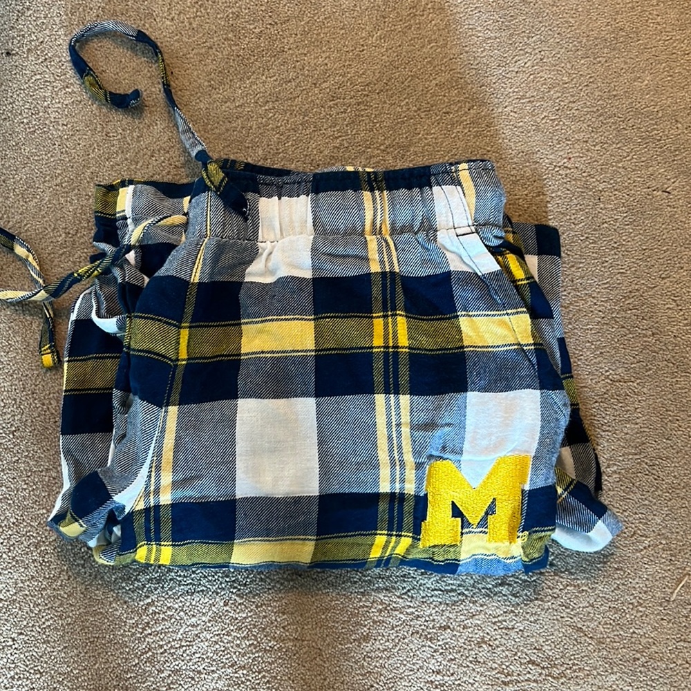 UNIVERSITY OF MICHIGAN PAJAMA PANTS